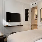 Thelander - Serviced In Champs Elysees